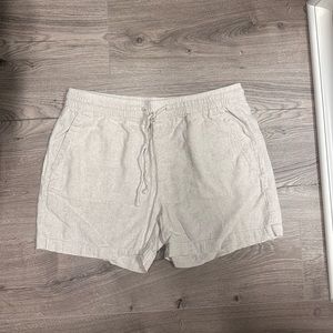 Old Navy Linen Shorts Size Large